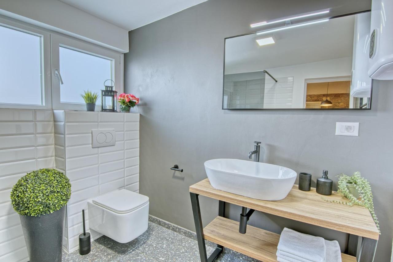 House Dragan 1980 Villa Pula Ngoại thất bức ảnh