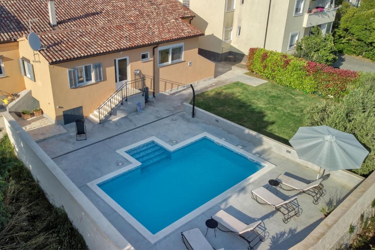 House Dragan 1980 Villa Pula Ngoại thất bức ảnh